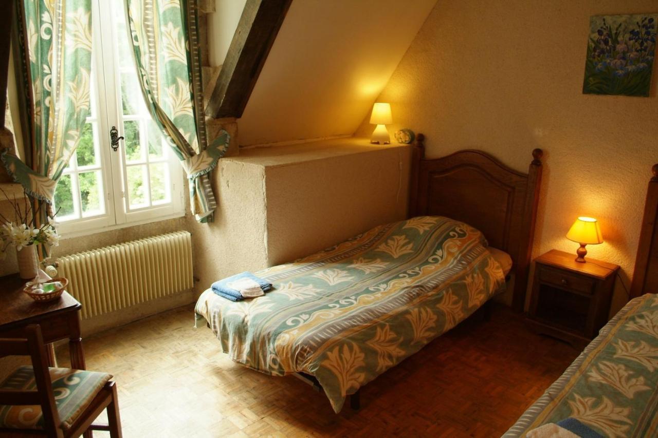 Chateau De Montrame Soisy-Bouy Стая снимка