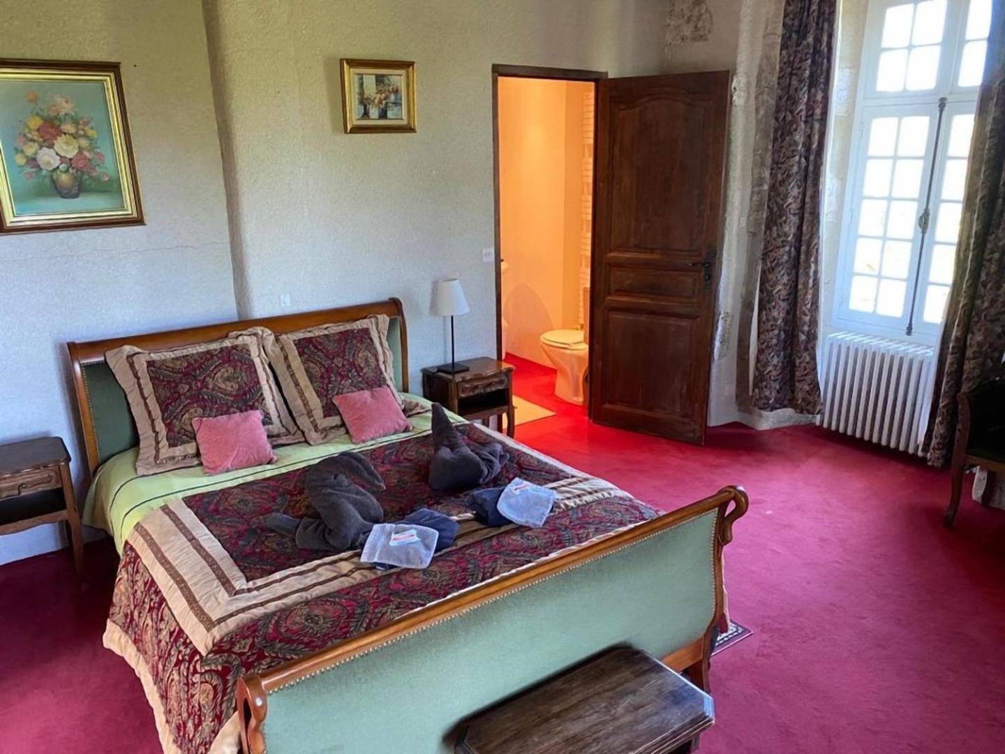 Chateau De Montrame Soisy-Bouy Стая снимка