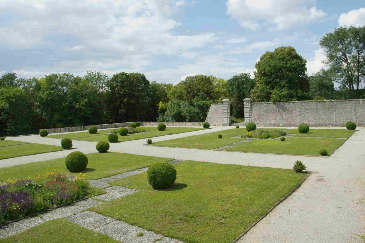 Chateau De Montrame Soisy-Bouy Екстериор снимка